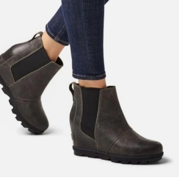 Sorel Joan of Arctic Wedge Chelsea pull on boot 9.5 - Picture 1 of 10
